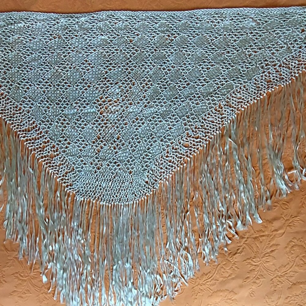 vintage fringe shawls